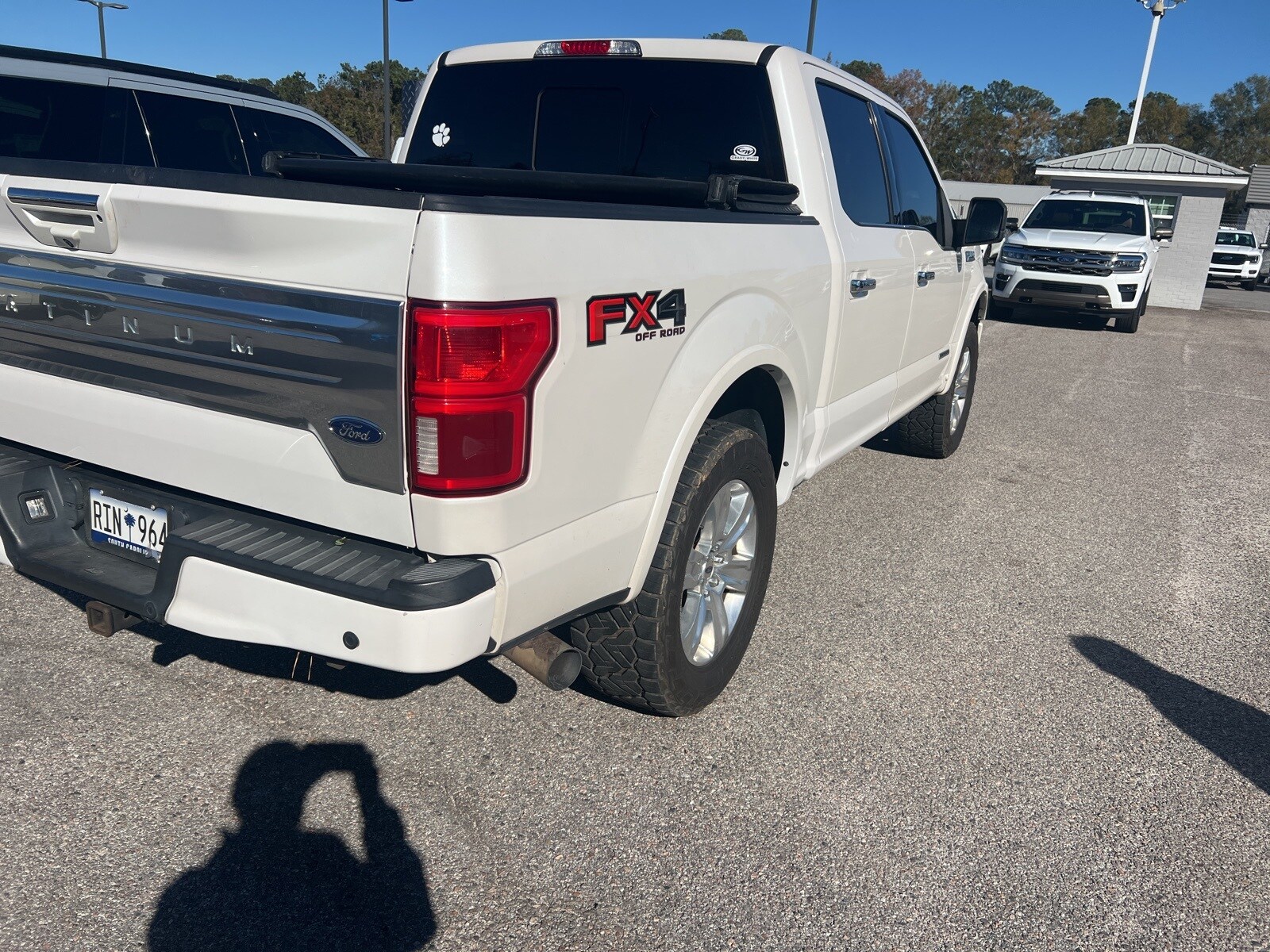 2018 Ford F-150 Platinum photo 4