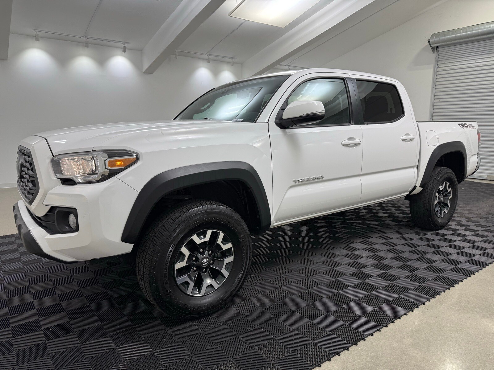 2022 Toyota Tacoma SR5 photo 3