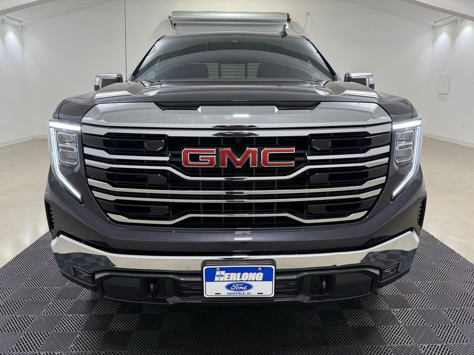 2023 Gmc Sierra 1500 SLT photo 2