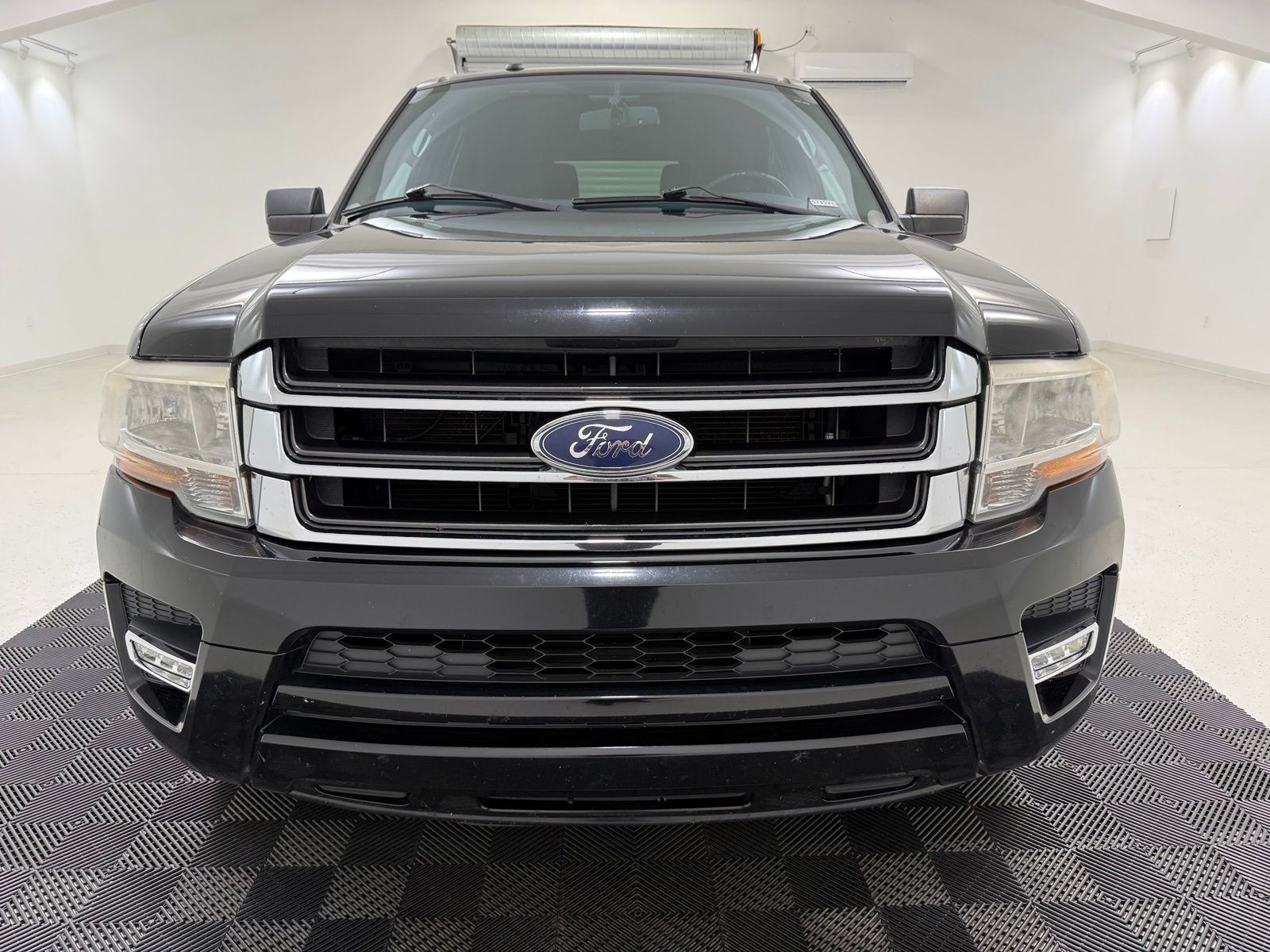 Used 2017 Ford Expedition XLT with VIN 1FMJU1HT7HEA14436 for sale in Edgefield, SC