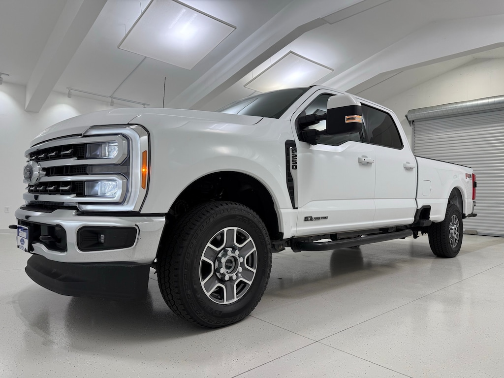 Used 2023 Ford F-250SD Lariat Truck