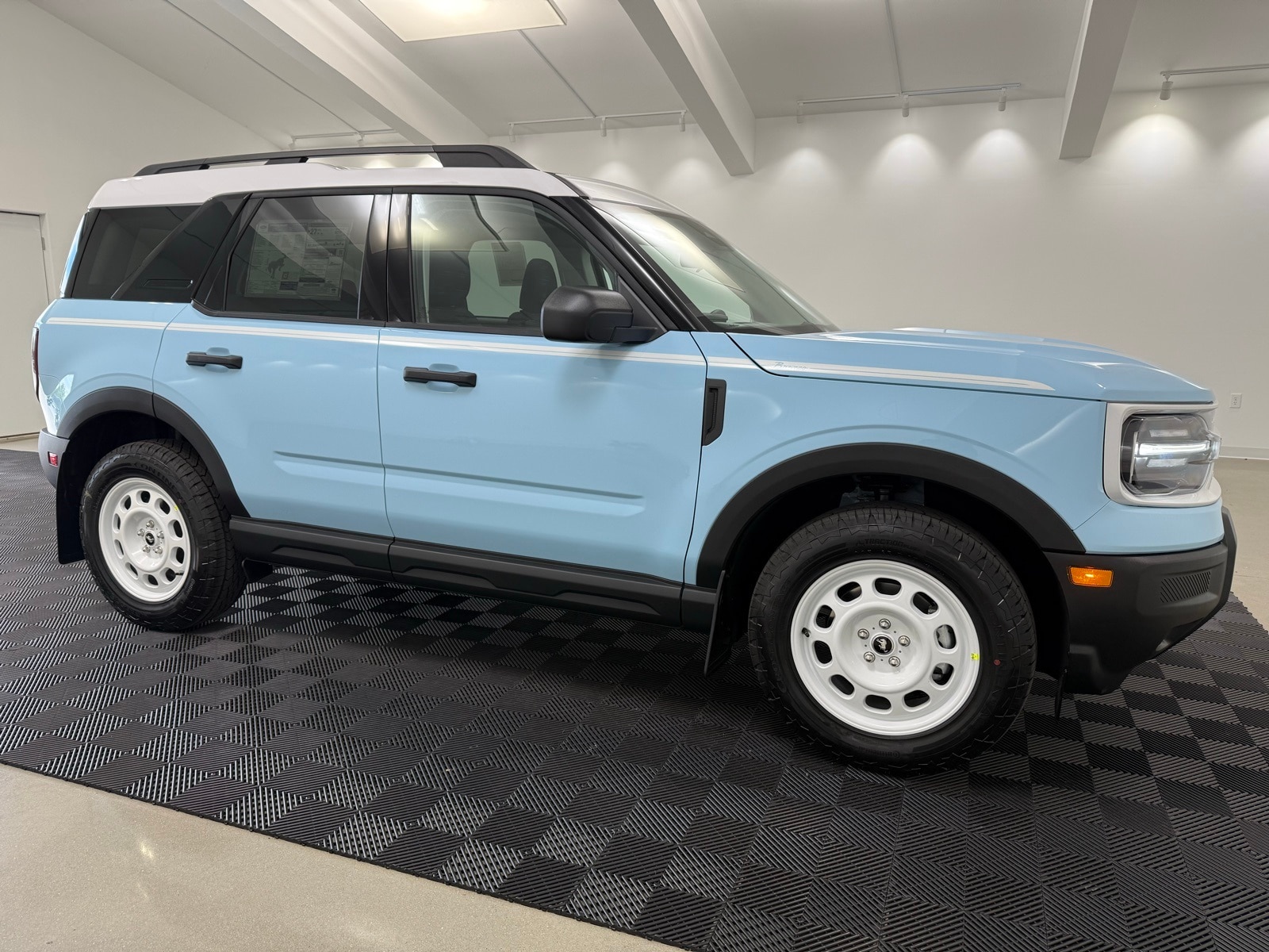 2025 Ford Bronco Sport Heritage's photo