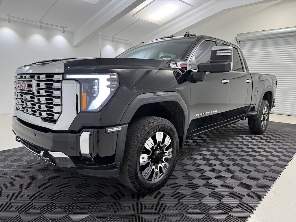 Used 2024 GMC Sierra 2500HD Denali Truck
