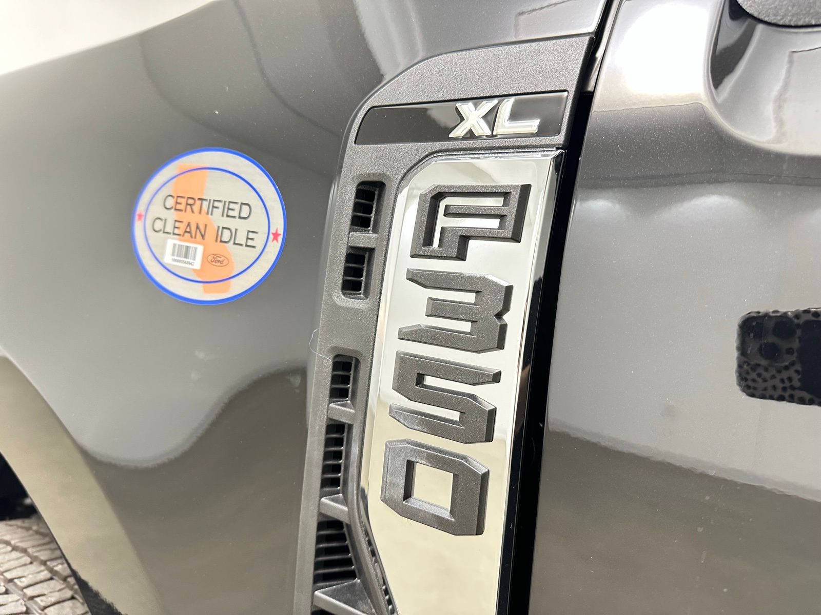 2025 Ford F-350 Super Duty Chassis Cab XL - Photo 8