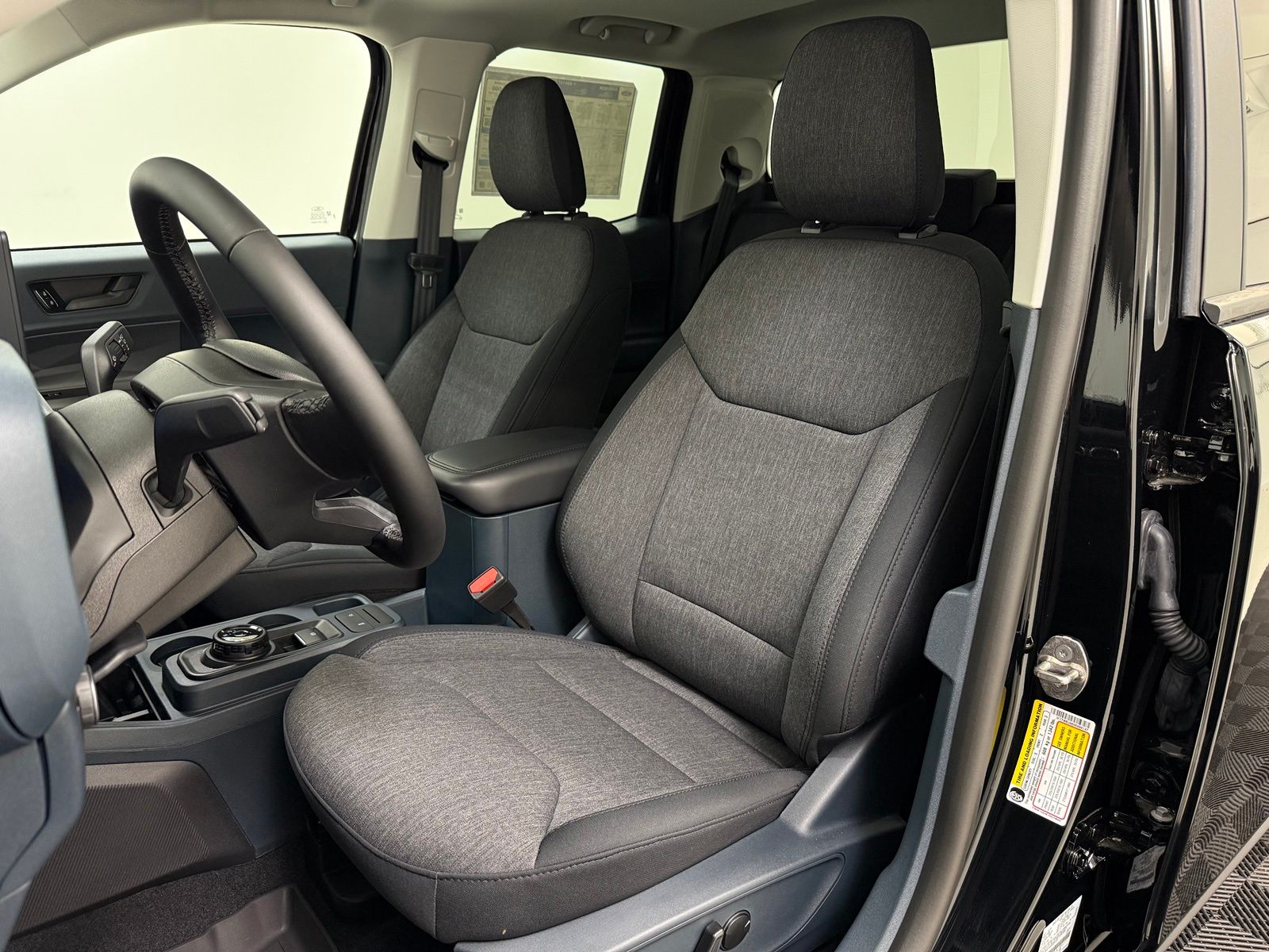 2025 Ford Maverick XLT - Photo 18