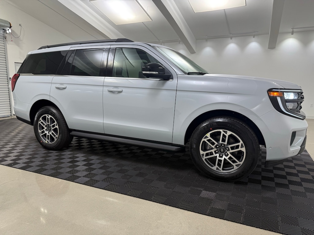 New 2025 Ford Expedition Active SUV