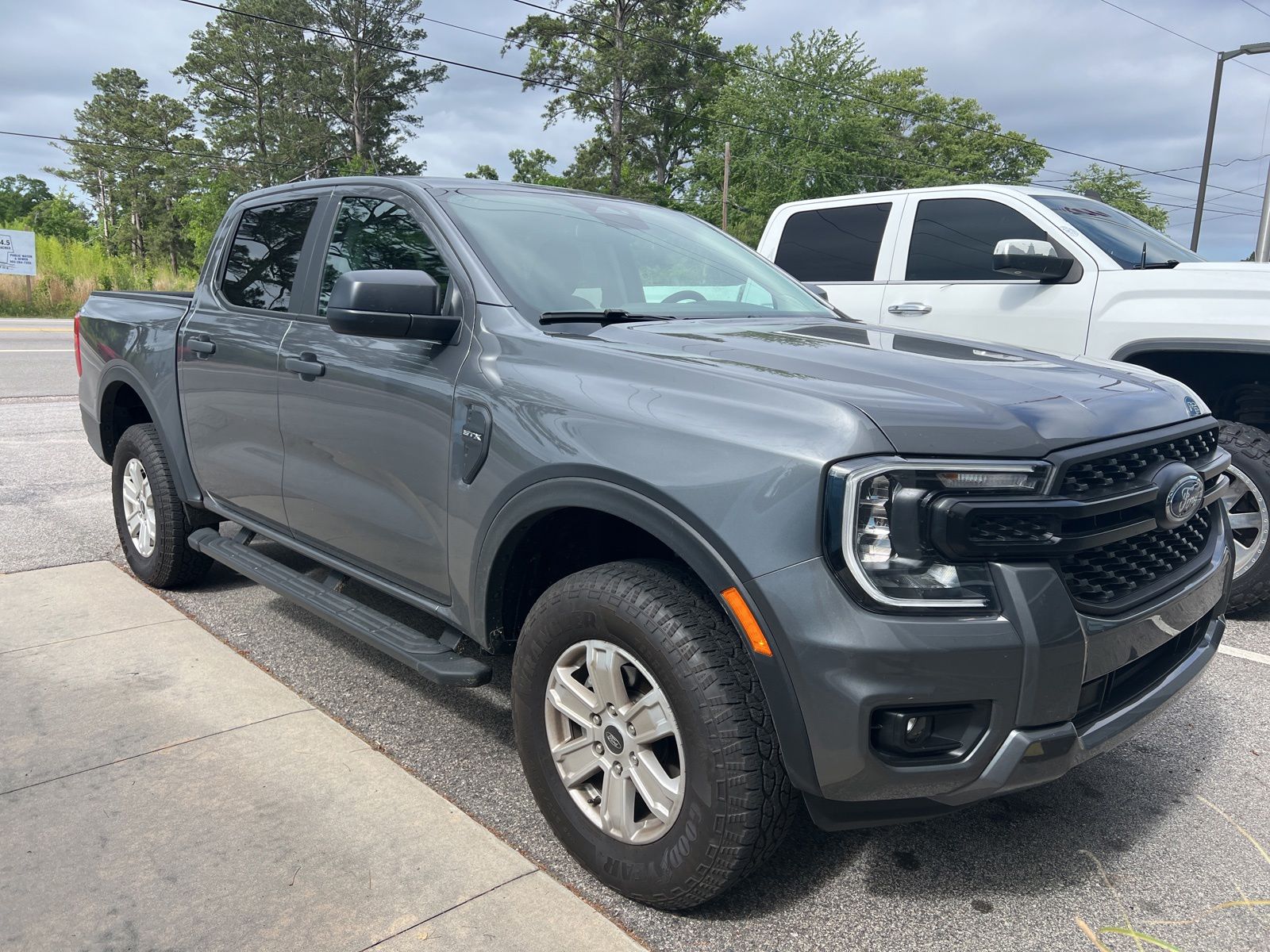 2025 Ford Ranger XL SuperCrew 5' Box's photo