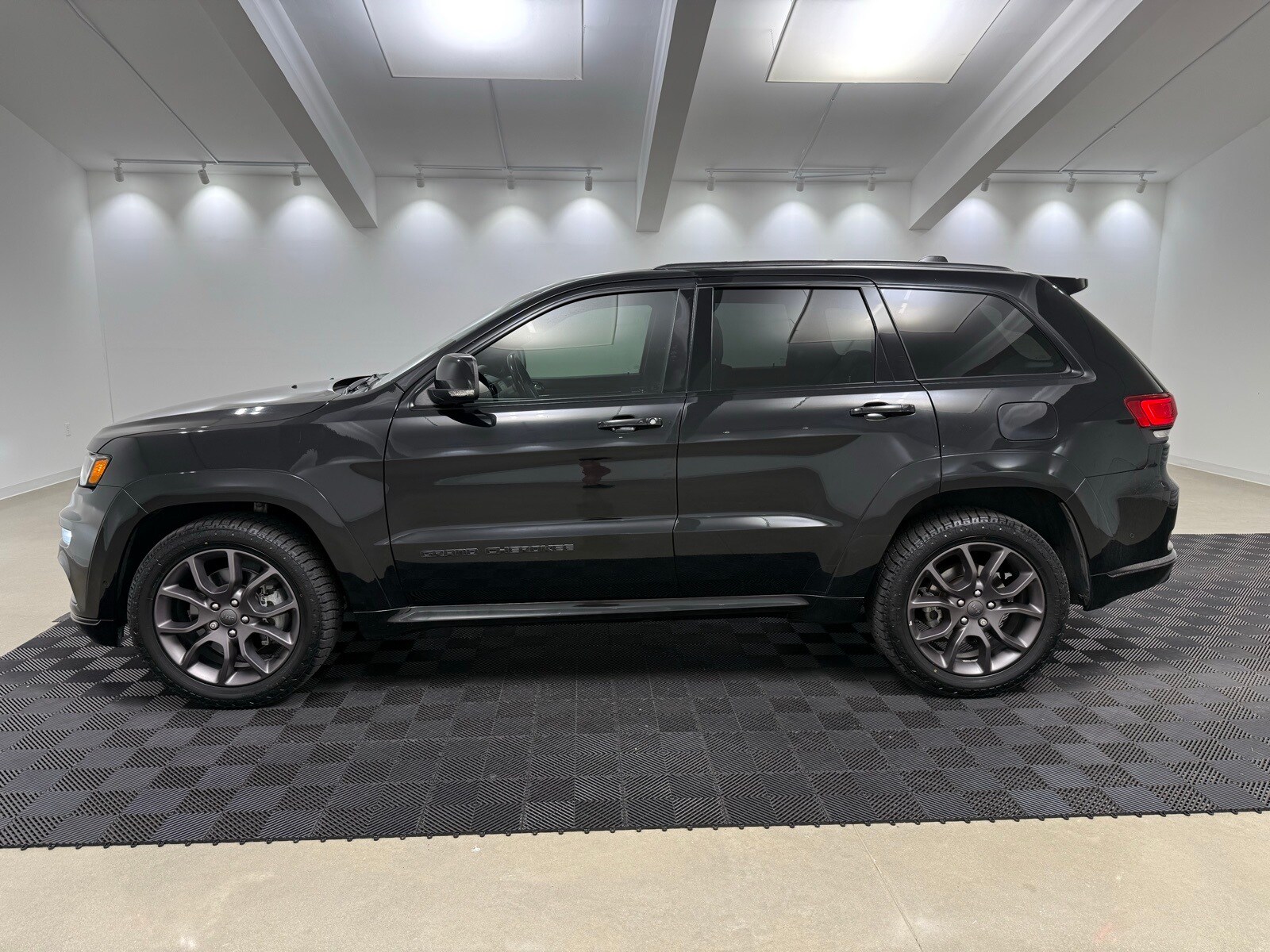 2021 Jeep Grand Cherokee High Altitude photo 4