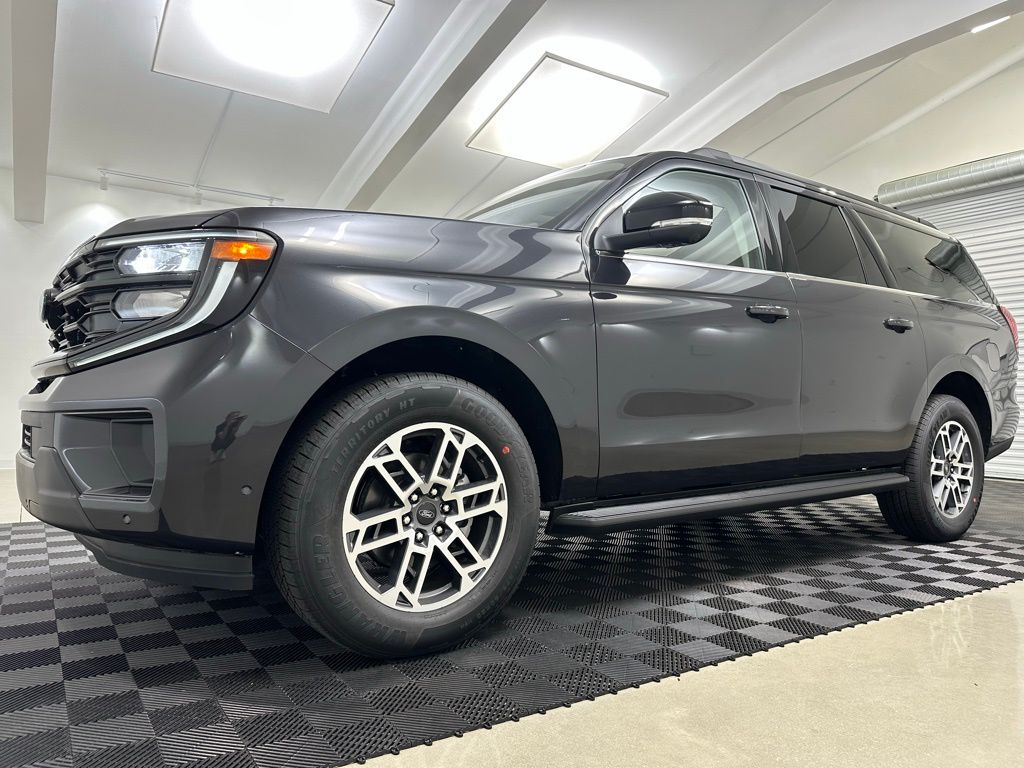 2025 Ford Expedition MAX Active - Photo 3