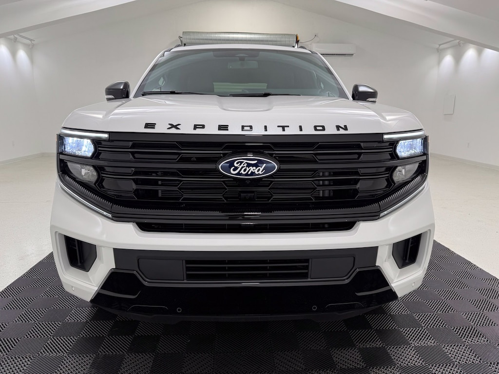 New 2027 Ford Expedition Platinum SUV