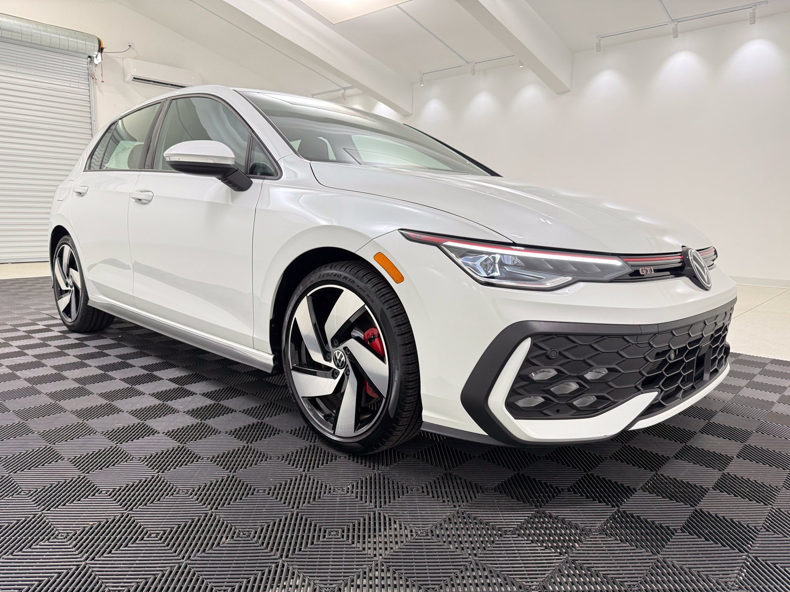 2025 Volkswagen Golf GTI