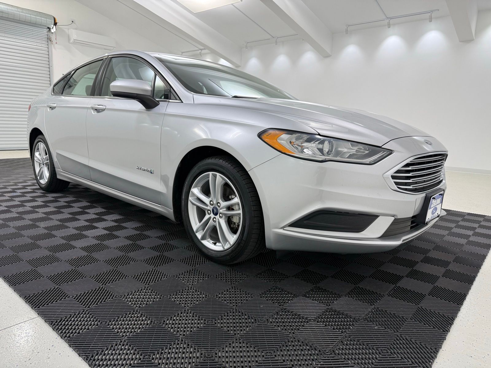 2018 Ford Fusion S's photo