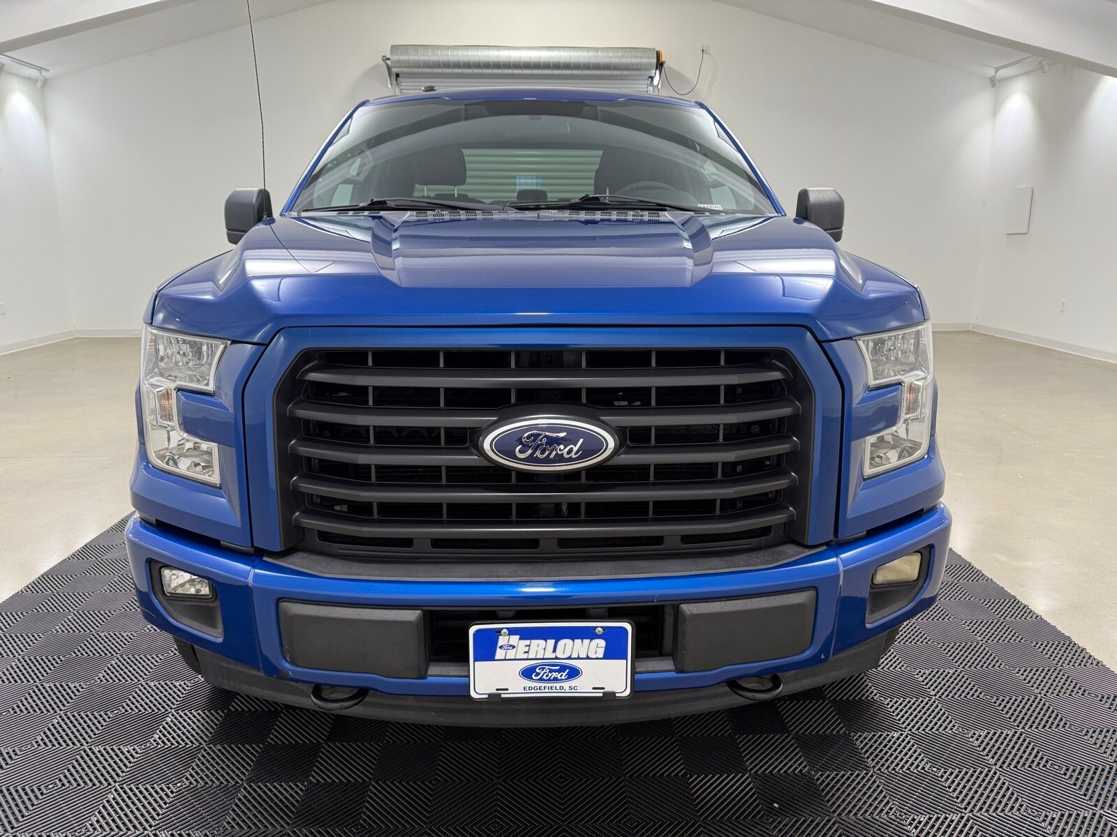 2017 Ford F-150 XL photo 2