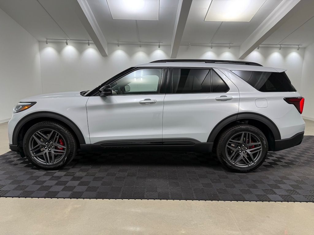 New 2026 Ford Explorer ST SUV