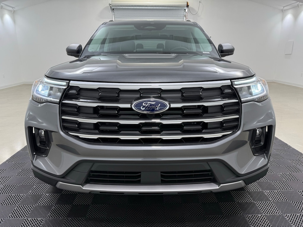 New 2025 Ford Explorer Active SUV