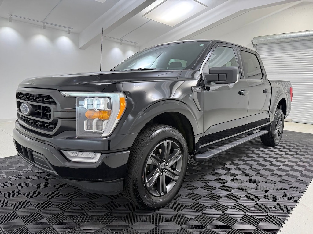 New 2023 Ford F-150 XLT Truck