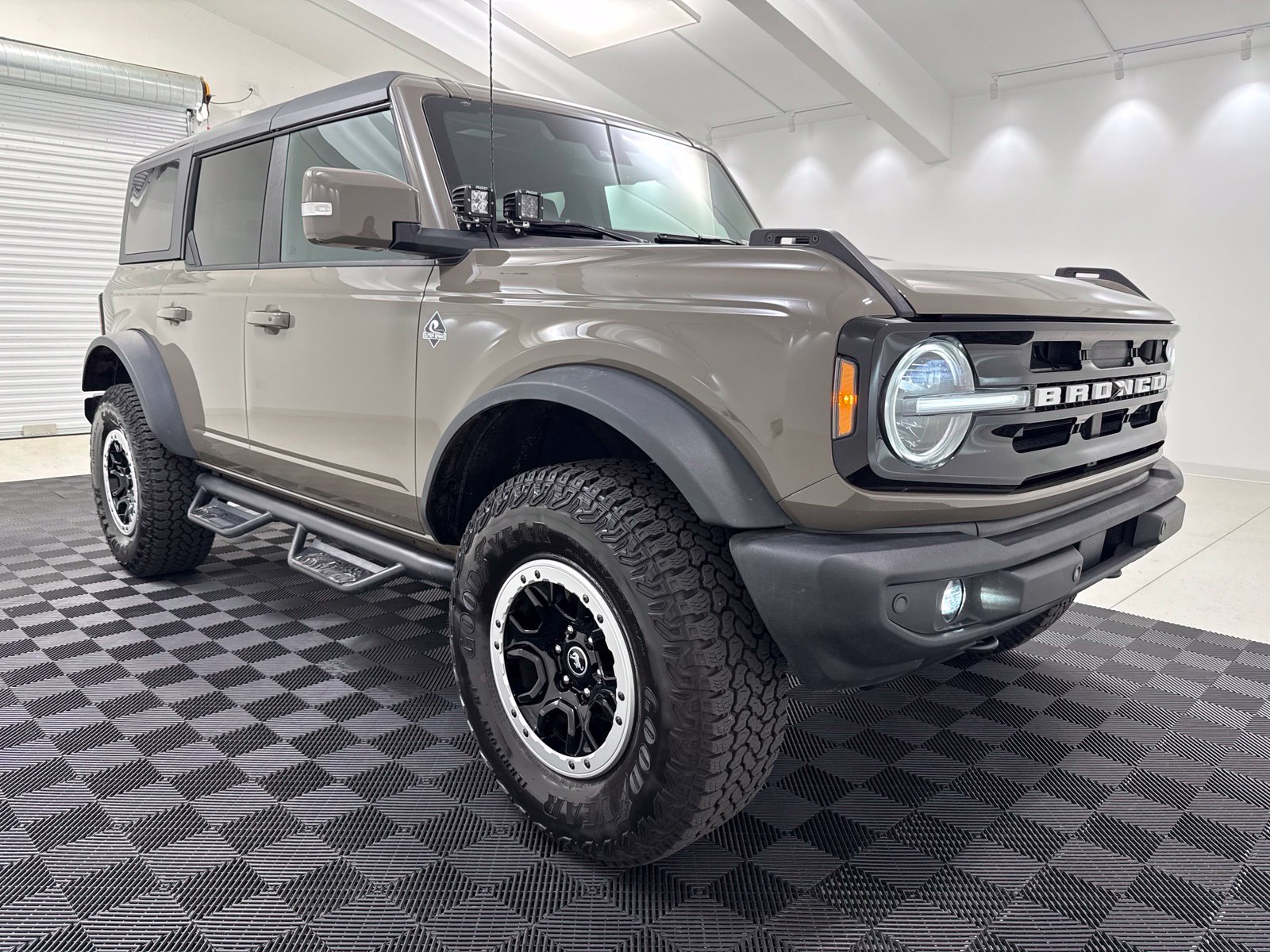  Ford Bronco