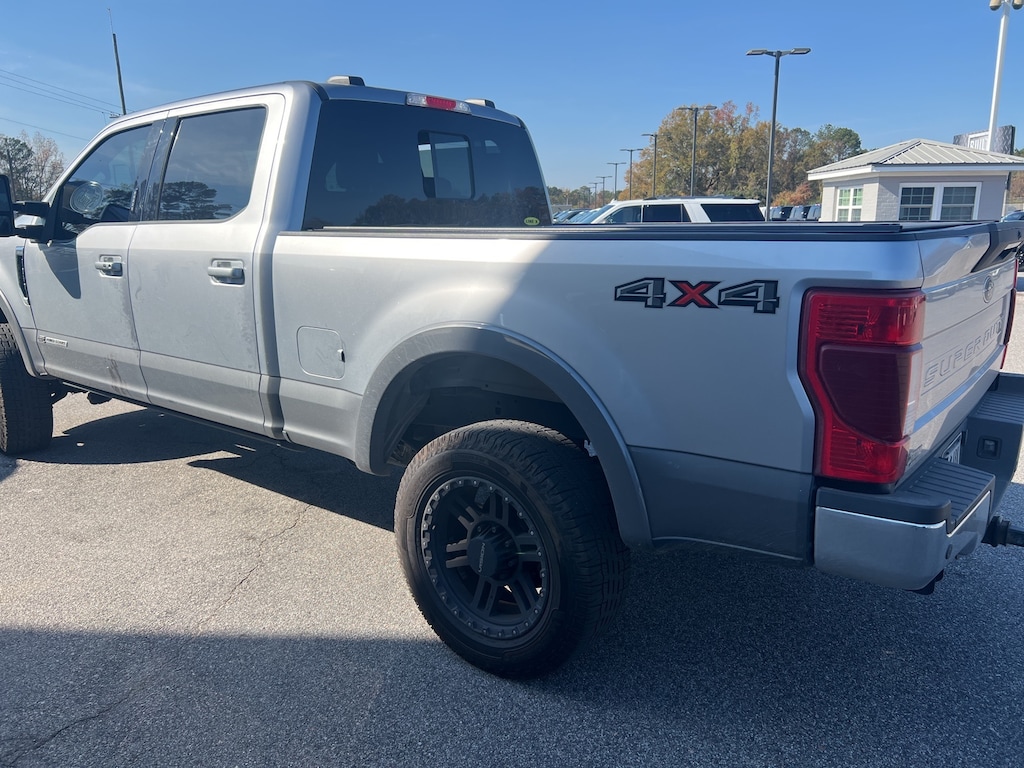 Used 2021 Ford F-250SD Lariat Truck