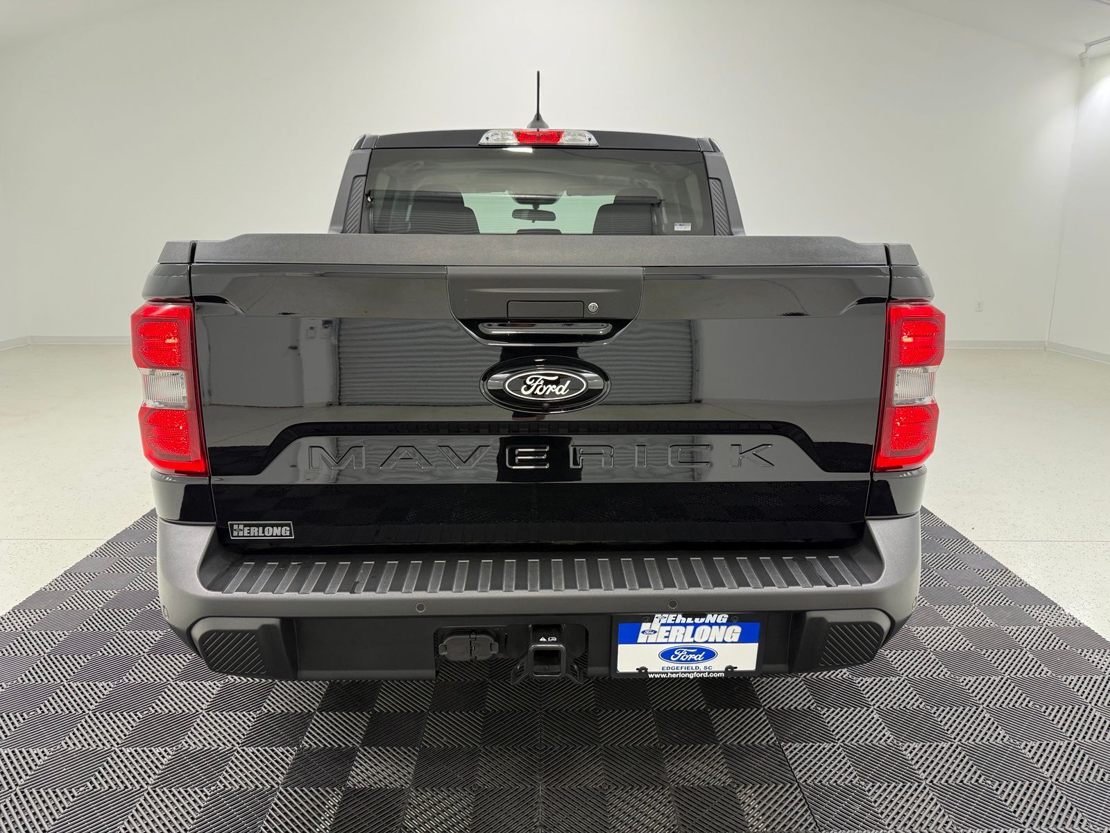 2025 Ford Maverick XLT - Photo 6