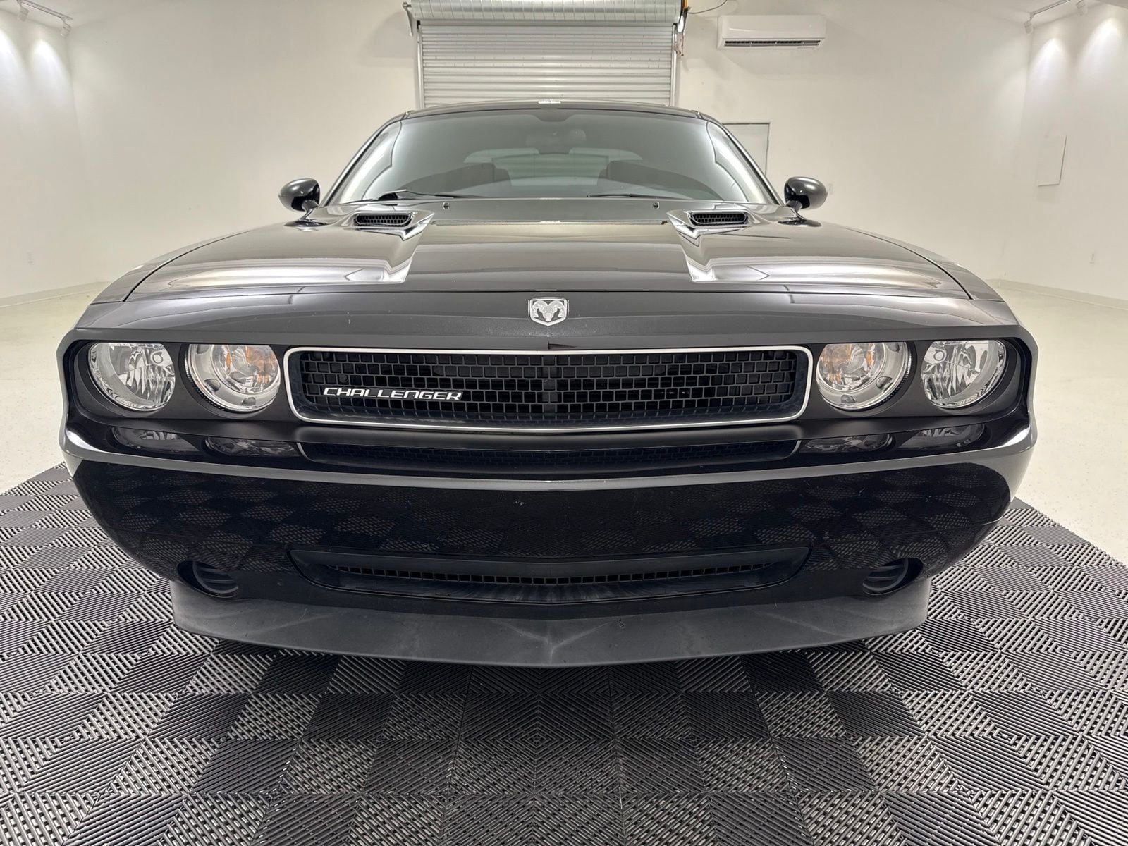 Used 2010 Dodge Challenger SE with VIN 2B3CJ4DV5AH314314 for sale in Edgefield, SC