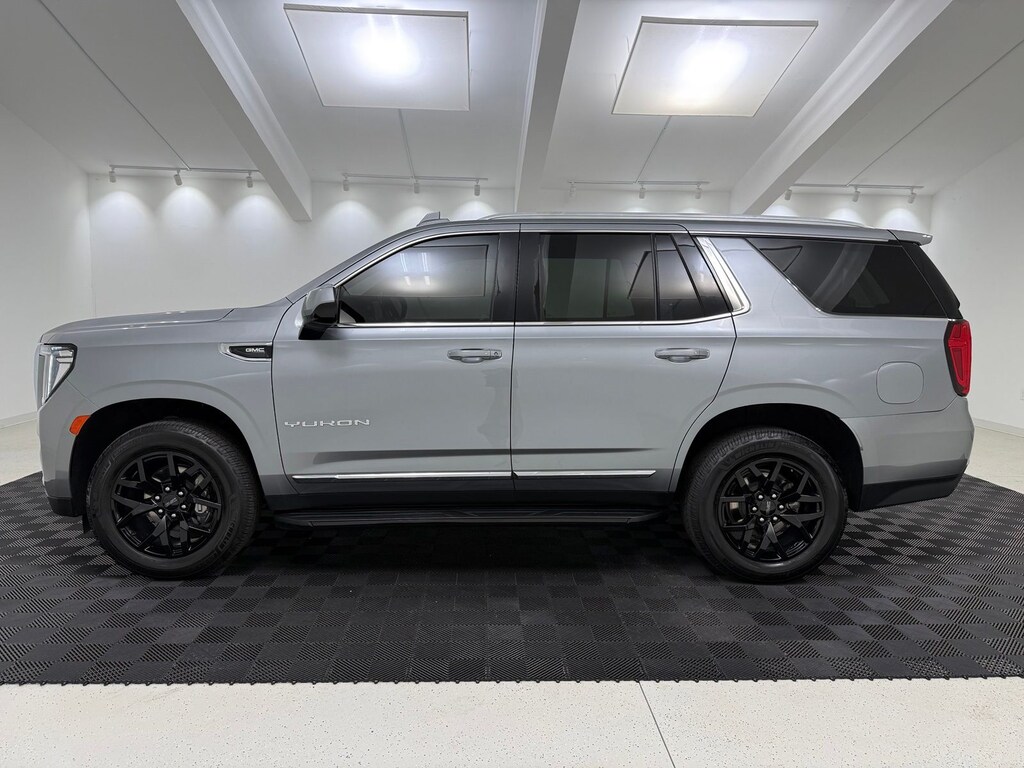Used 2023 GMC Yukon SLT SUV