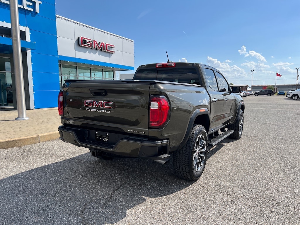 Used 2025 GMC Canyon Denali Truck
