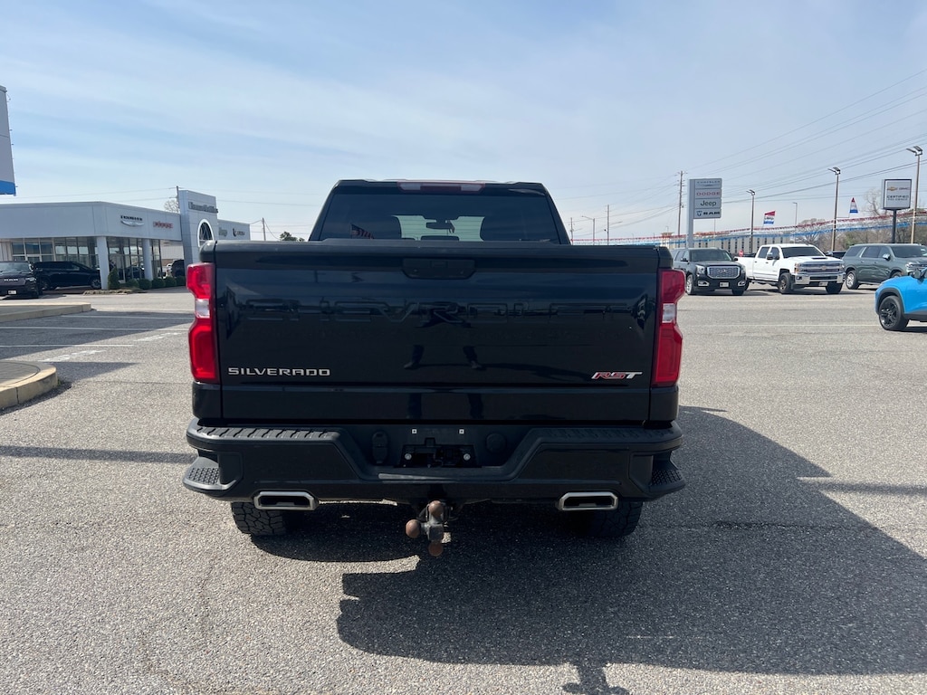 Used 2020 Chevrolet Silverado 1500 RST Truck