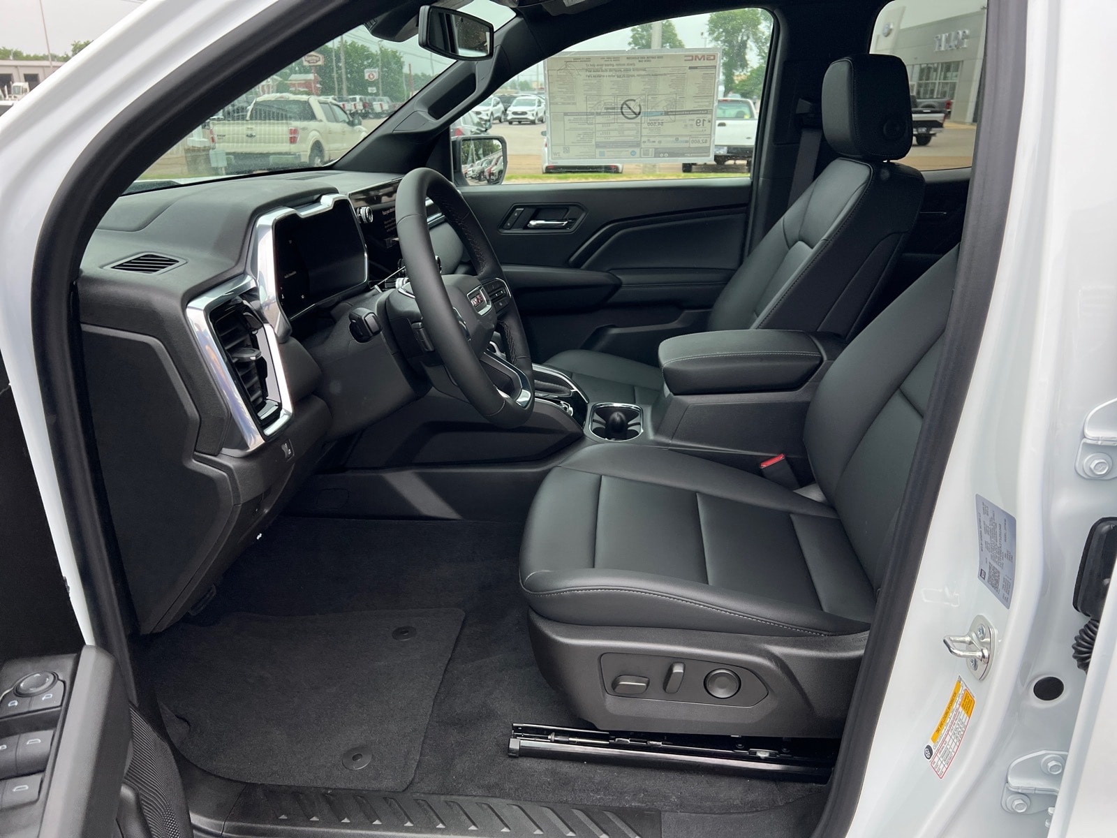2026 GMC Canyon Elevation - Photo 10