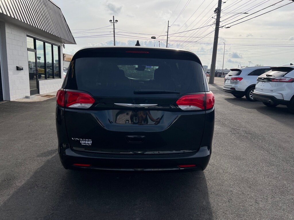 Used 2023 Chrysler Voyager LX Minivan