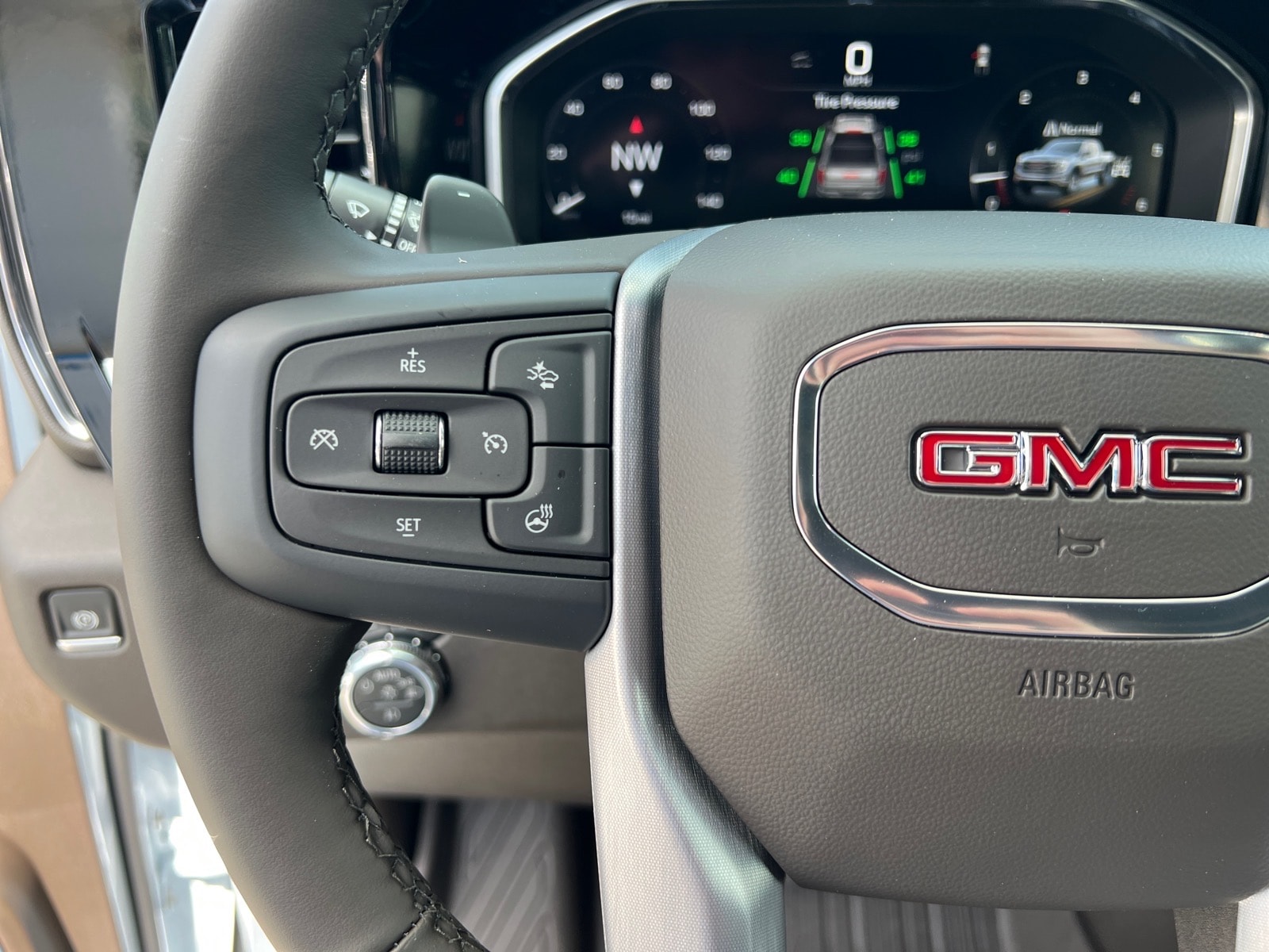 2026 GMC Sierra 1500 SLT - Photo 16