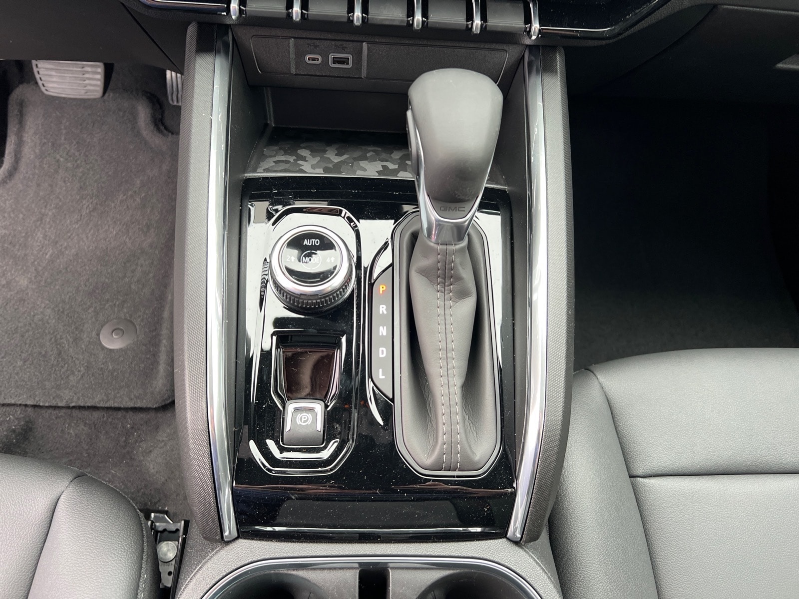 2026 GMC Canyon Elevation - Photo 21