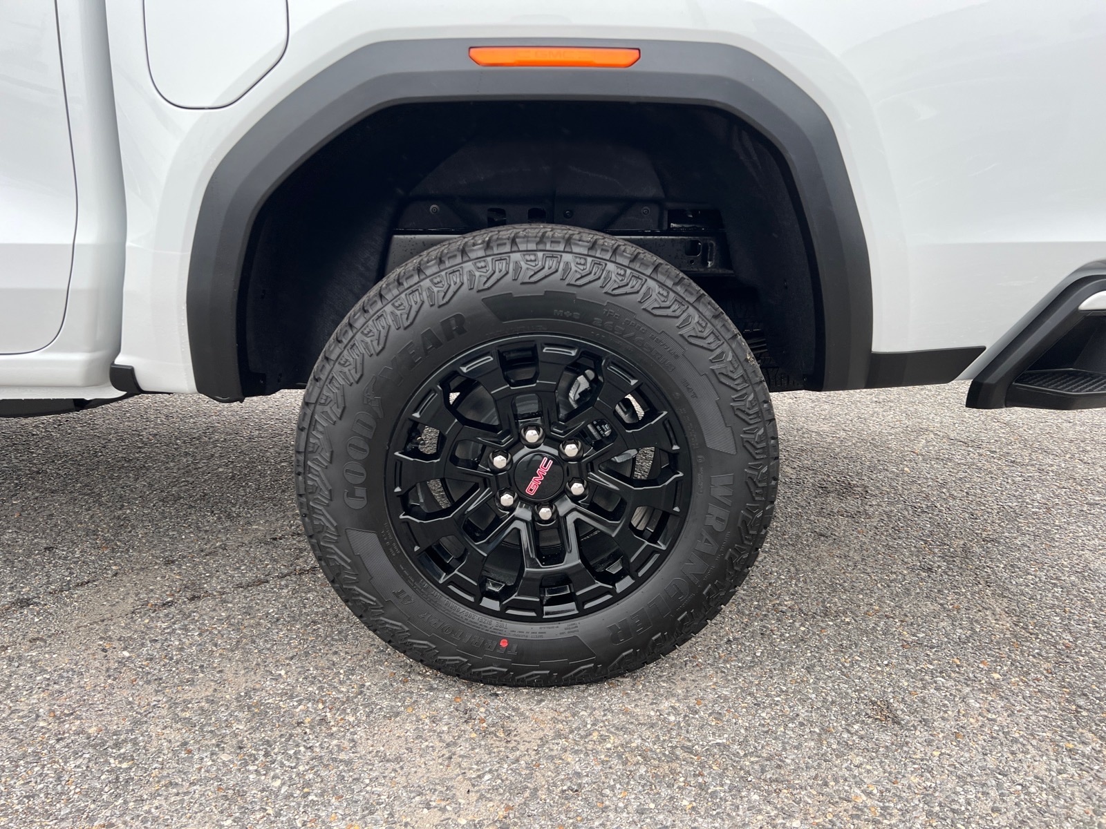 2026 GMC Canyon Elevation - Photo 9