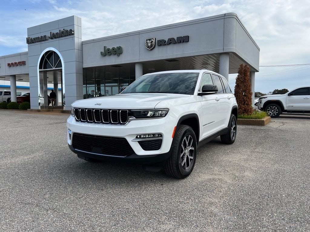 New 2025 Jeep Grand Cherokee Limited 4X4 Sport Utility