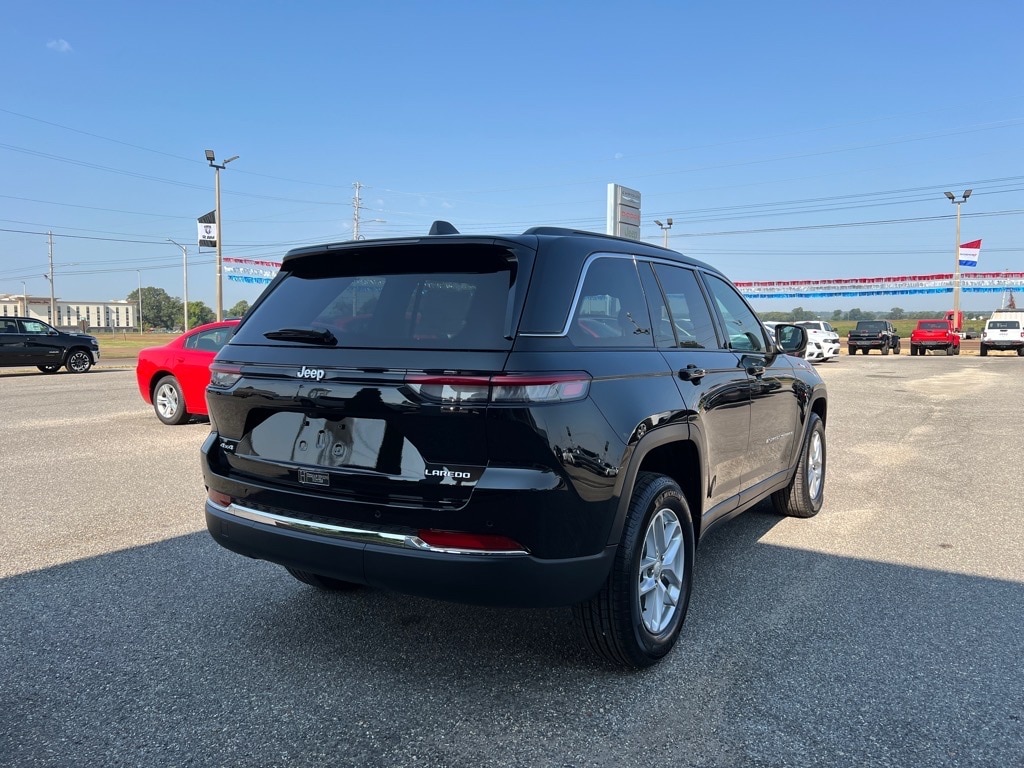 2025 Jeep Grand Cherokee Laredo - Photo 5