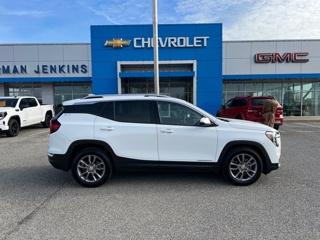 Used 2023 GMC Terrain SLT Sport Utility