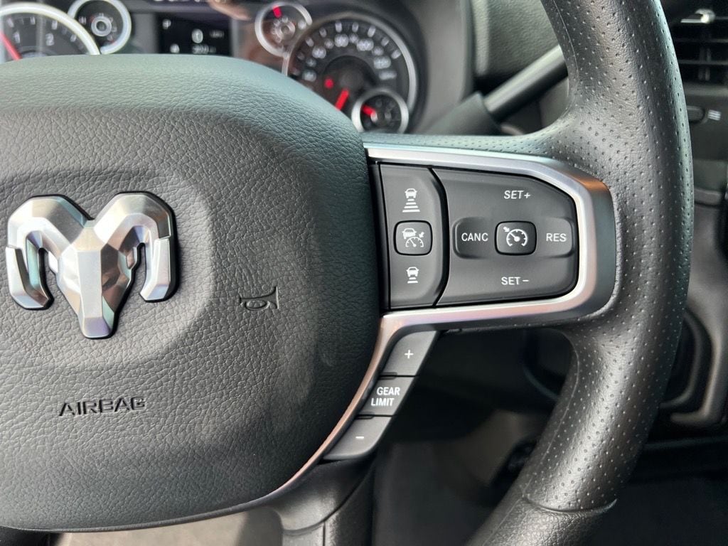 2025 RAM 2500 Tradesman - Photo 16