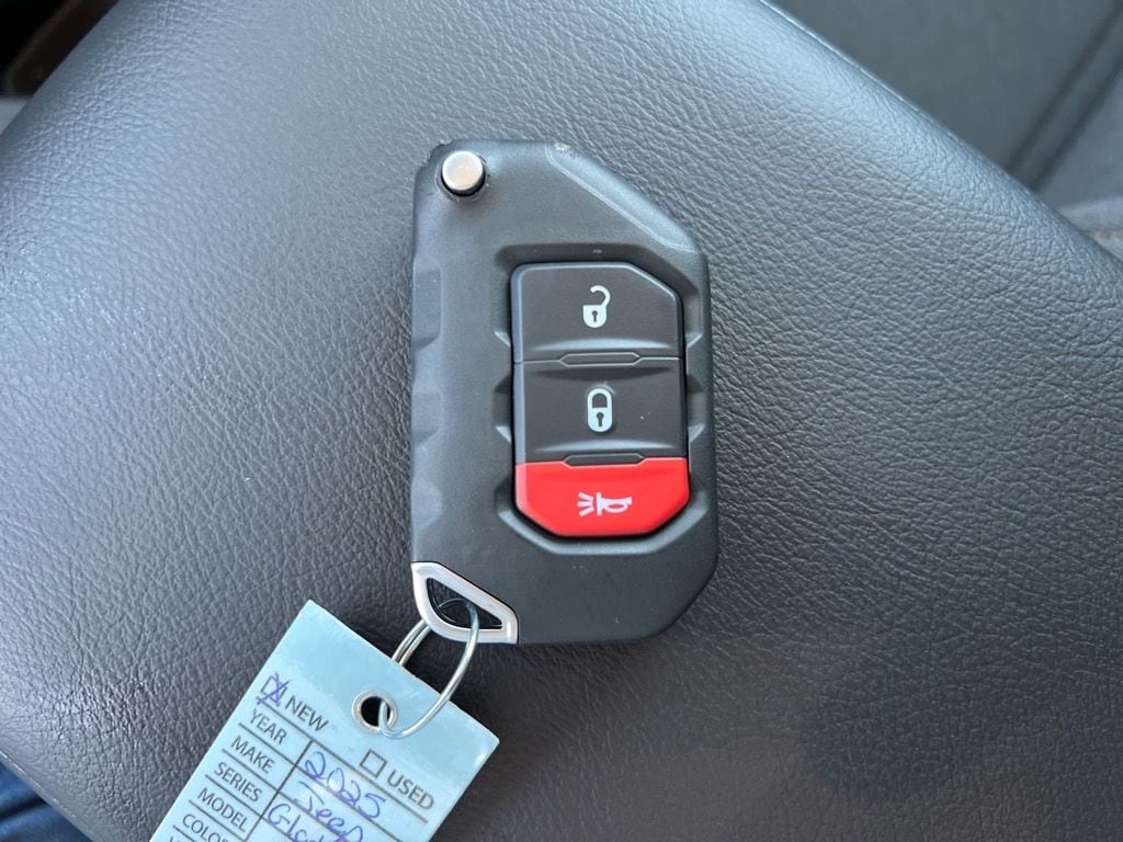 2025 Jeep Gladiator Sport S - Photo 22