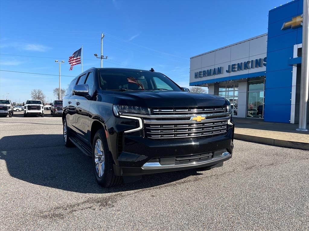 2021 Chevrolet Suburban Premier's photo