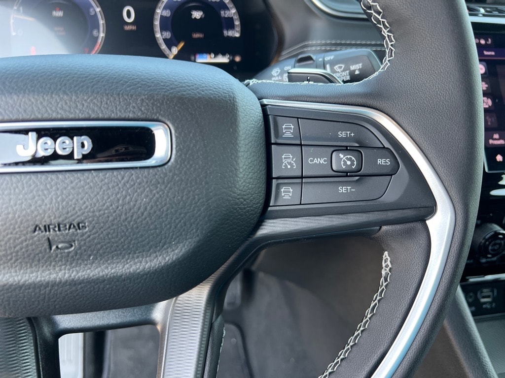 2025 Jeep Grand Cherokee Laredo - Photo 18