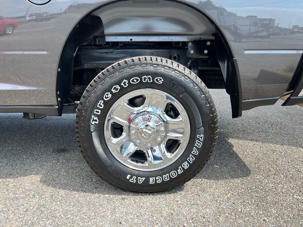 2025 RAM 2500 Tradesman - Photo 9