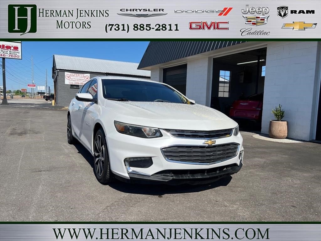 Used 2017 Chevrolet Malibu LT Sedan