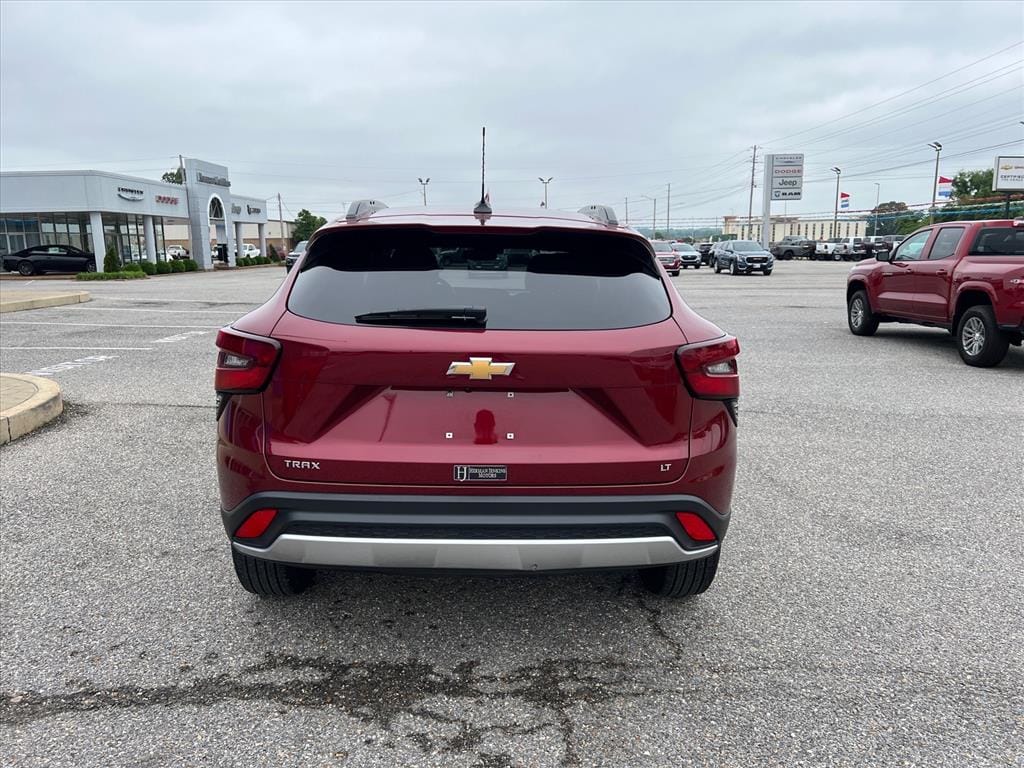 Used 2025 Chevrolet Trax LT Sport Utility