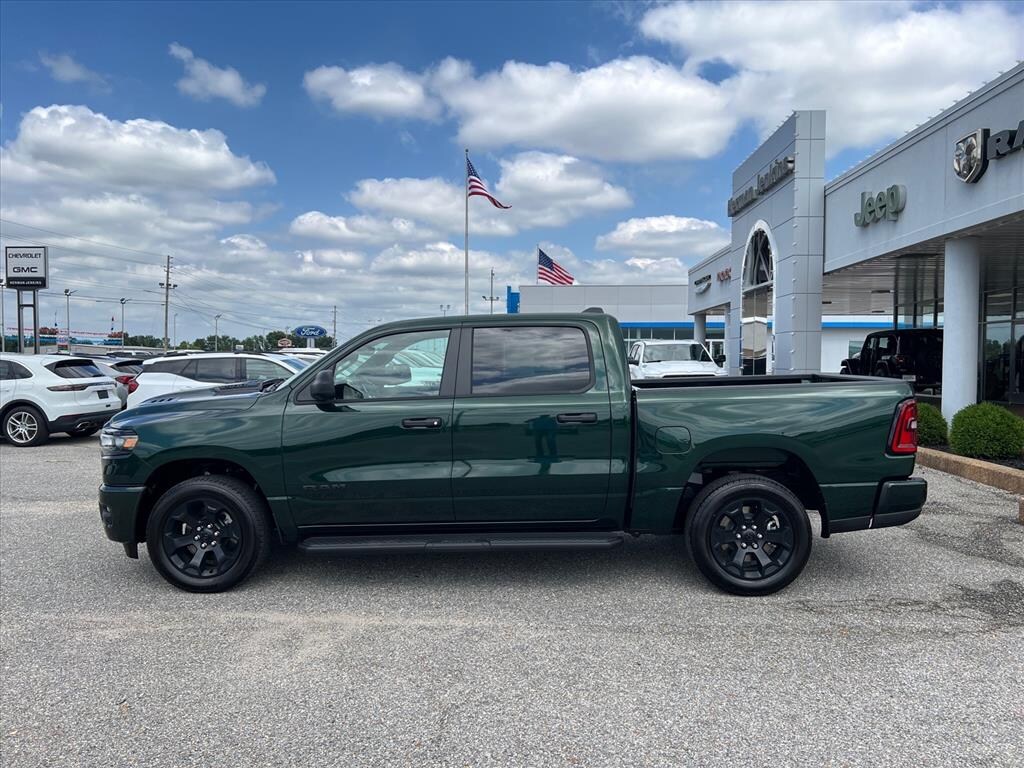 New 2026 Ram 1500 Express Crew Cab 4x4 5'7 Box Pickup