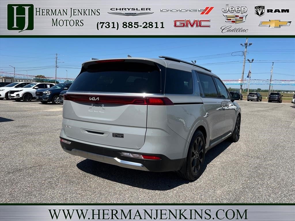 Used 2023 Kia Carnival SX Prestige Passenger Van