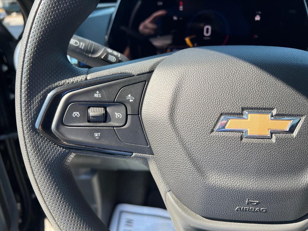 2025 Chevrolet Trax LT - Photo 16