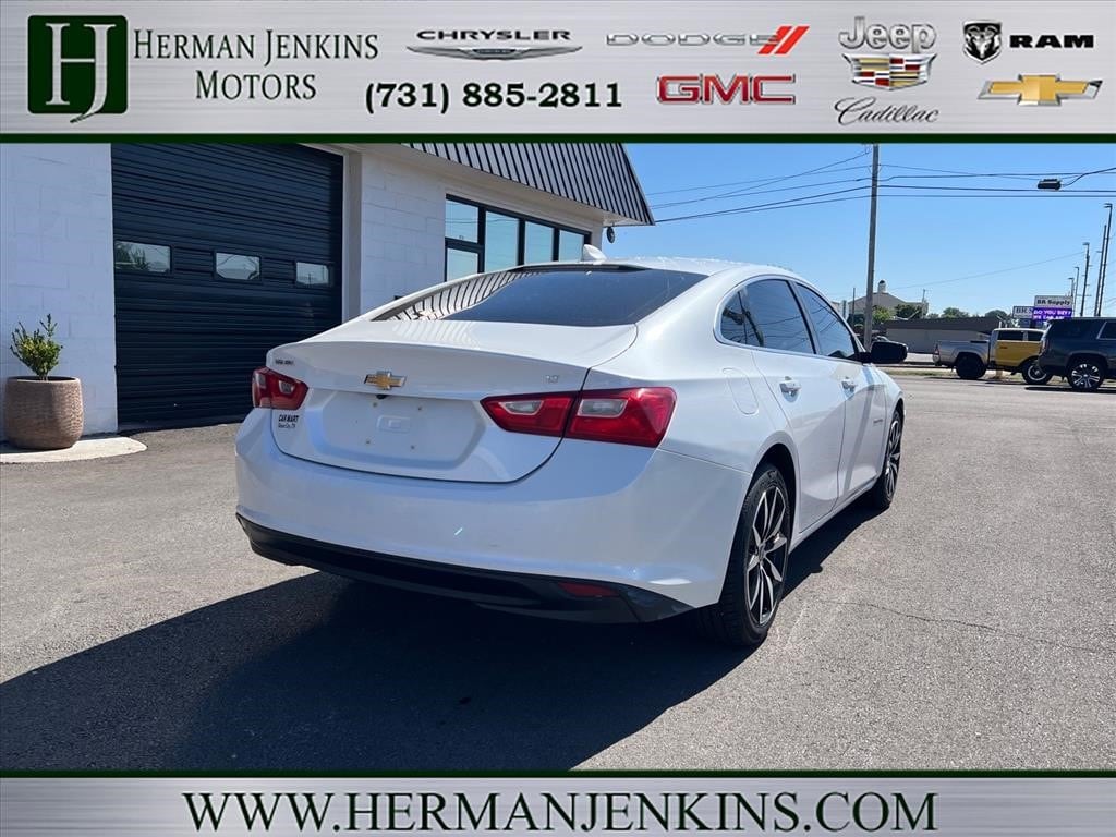 Used 2017 Chevrolet Malibu LT Sedan