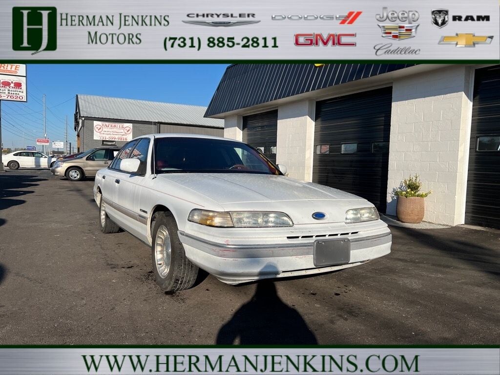 Used 1992 Ford Crown Victoria LX Sedan