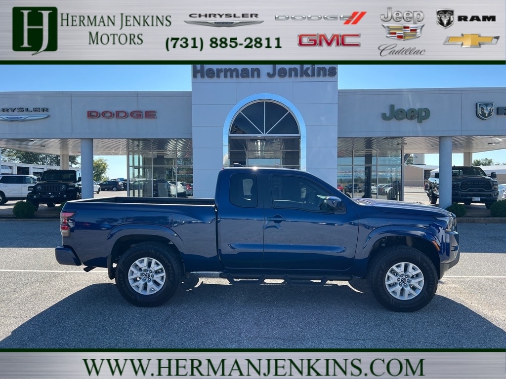 Used 2022 Nissan Frontier SV