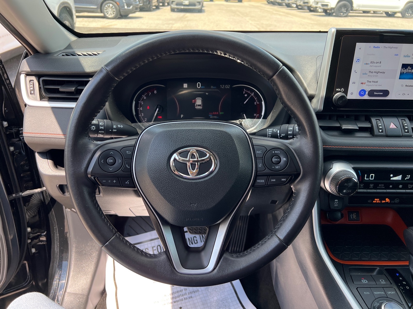 2024 Toyota RAV4 Adventure - Photo 15
