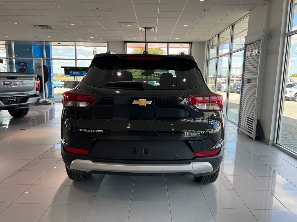 2026 Chevrolet Trailblazer LT photo 4